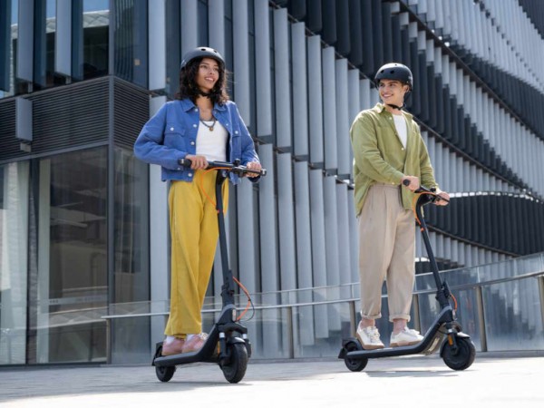 Elektricni trotinet SEGWAY NINEBOT E2 E II' ( 'AA.05.14.01.0004' ) 