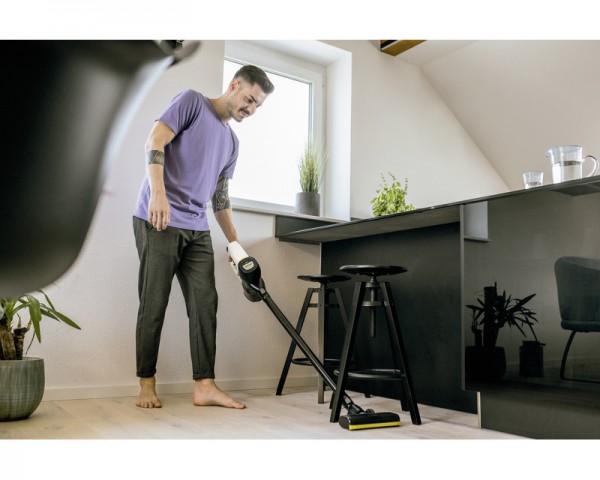 https://www.puls.rs/images/products/big/390390.jpg